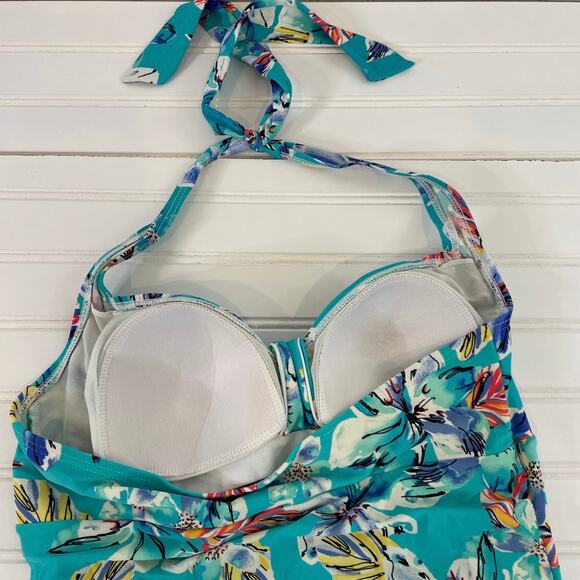 Croft and Barrow & Merona One Piece & Two Piece Swim Set Bundle OF 3 Size M - Picture 4 of 9